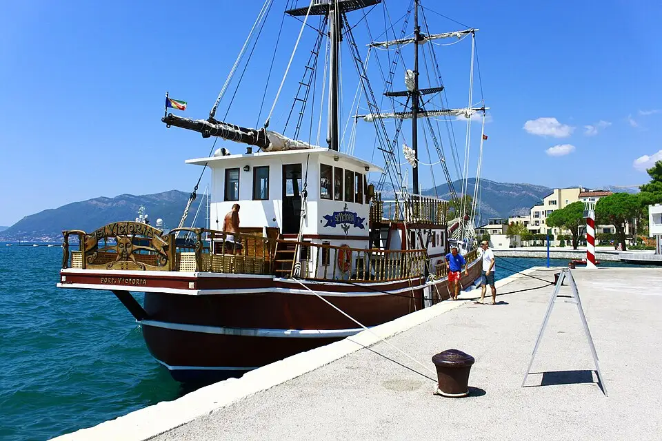Authentischer Reisemoment in Montenegro – passend zu Kurzreise Montenegro mit dem Bus – Route & Leistungen