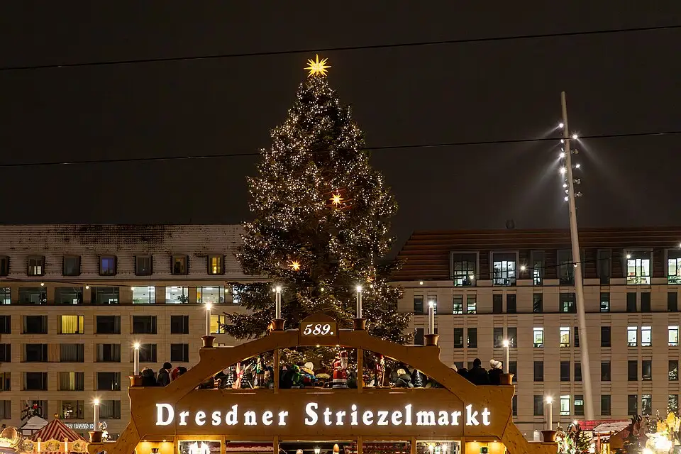 Stimmungsvolle Reiseansicht aus Dresden für Busreise Dresden im Frühling – Tipps zur Auswahl