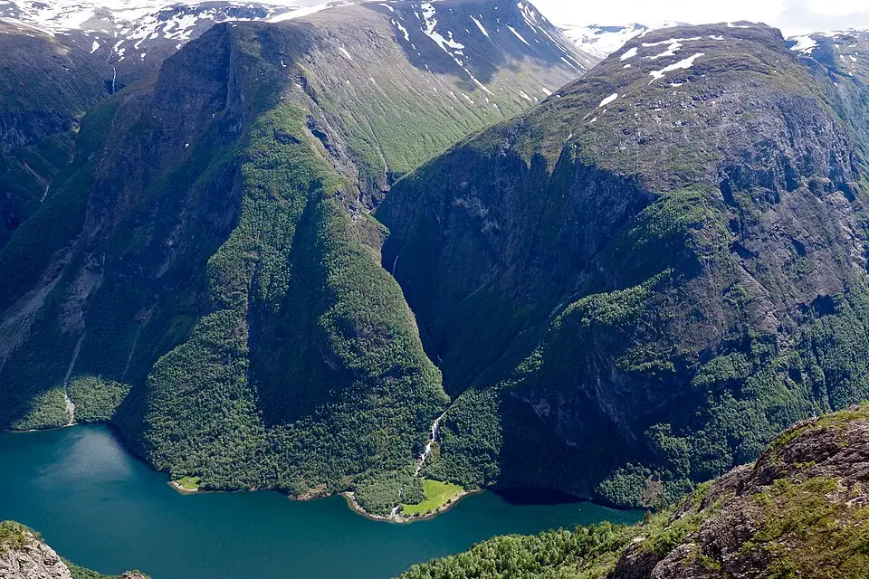 Landschaft und Sehenswürdigkeiten in Norwegische Fjorde für Busreise Norwegische Fjorde ab NRW – Dauer & Komfort