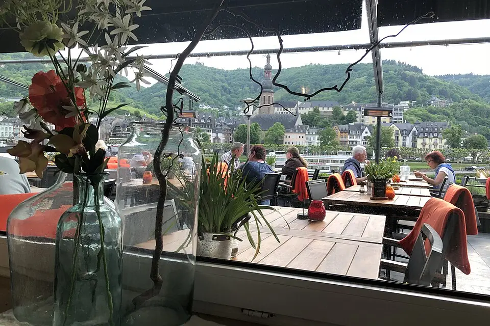 Landschaft und Sehenswürdigkeiten in Mosel für Busreise Mosel ab Berlin – Reiseguide