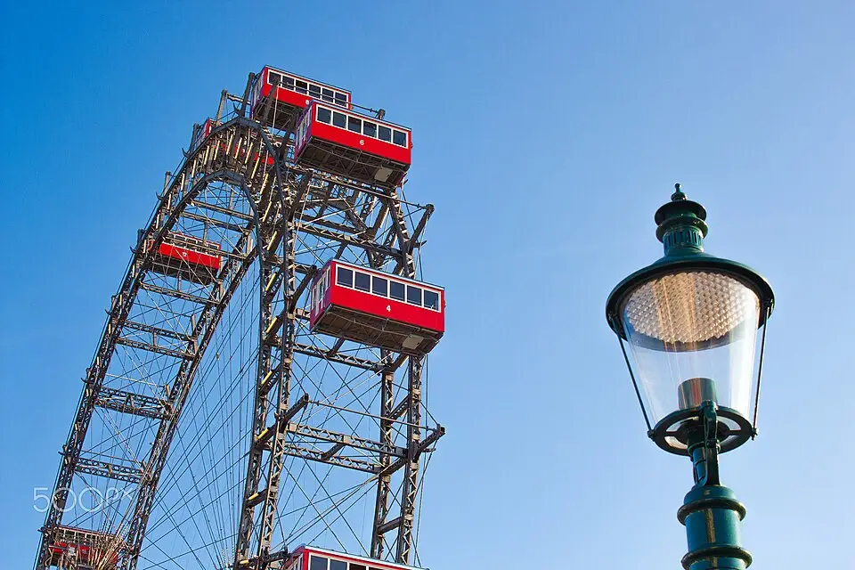 Stimmungsvolle Reiseansicht aus Wien für Busreise Wien für Paare – Route & Leistungen