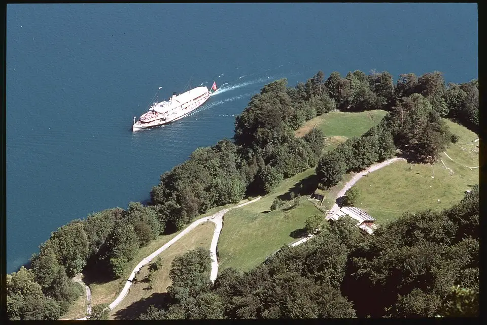 Landschaft und Sehenswürdigkeiten in Vierwaldstättersee für Vierwaldstättersee – Seniorenreise mit Abholservice