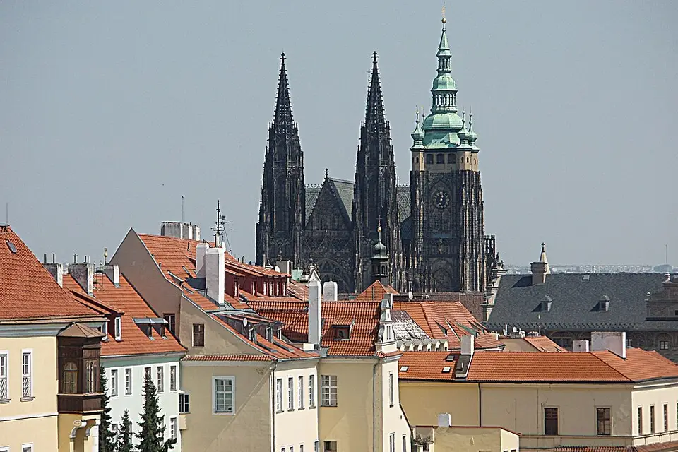 Authentischer Reisemoment in Prag – passend zu Busreise Prag mit wenig Gehstrecke – Reiseguide