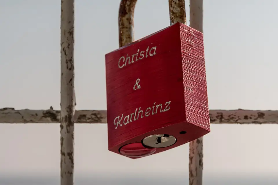 Stimmungsvolle Reiseansicht aus Nordsee für Busreise Nordsee im Winter – Route & Leistungen