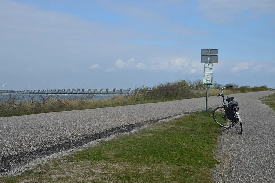 Authentischer Reisemoment in Zeeland – passend zu Günstige Busreise Zeeland – Reisecheck