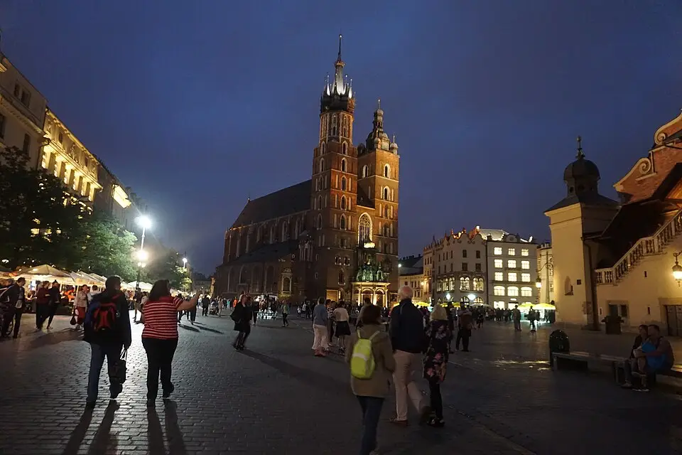 Authentischer Reisemoment in Krakau – passend zu Busreise Krakau im Frühling – Reisecheck
