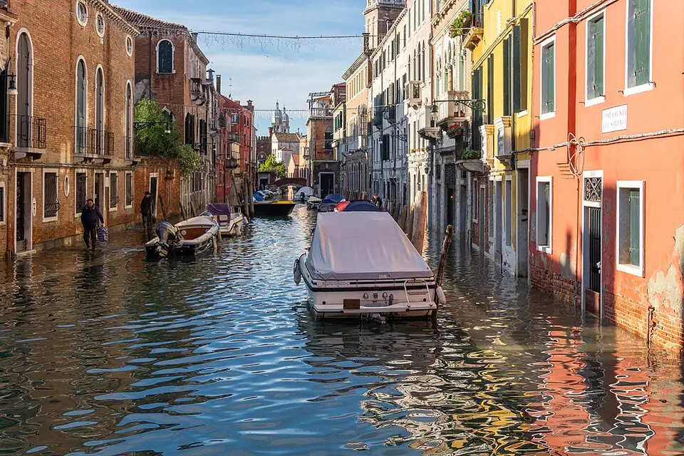 Stimmungsvolle Reiseansicht aus Venedig für Busreise Venedig für Alleinreisende – Reiseguide