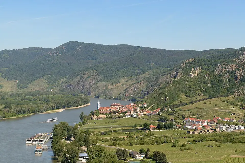 Authentischer Reisemoment in Wachau – passend zu Erlebnisreise Wachau mit dem Bus – ehrlich eingeordnet