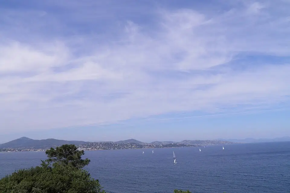 Authentischer Reisemoment in Côte d’Azur – passend zu Busreise Côte d’Azur für Senioren – Reiseguide