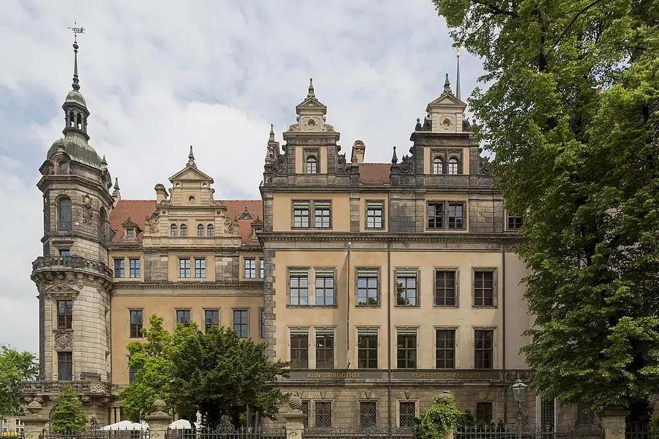 Stimmungsvolle Reiseansicht aus Dresden für Busreise Dresden ab München – ehrlich eingeordnet