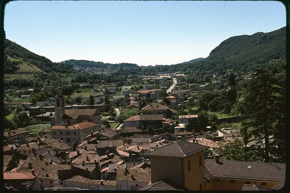 Landschaft und Sehenswürdigkeiten in Tessin für Busreise Tessin mit Panoramabahn – Reisecheck