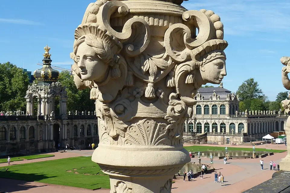 Authentischer Reisemoment in Dresden – passend zu Premium Busreise Dresden – Dauer & Komfort