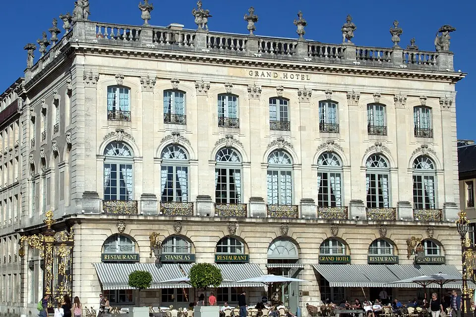 Landschaft und Sehenswürdigkeiten in Côte d’Azur für Busreise Côte d’Azur für Familien – Tipps zur Auswahl