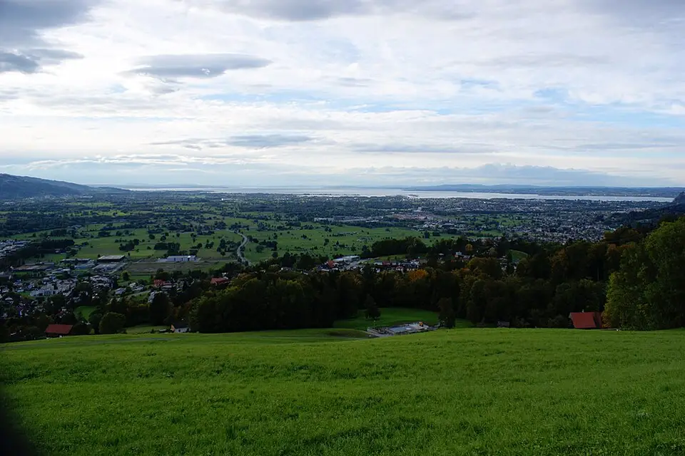 Authentischer Reisemoment in Bodensee – passend zu Busreise Bodensee ab Frankfurt – Reiseguide