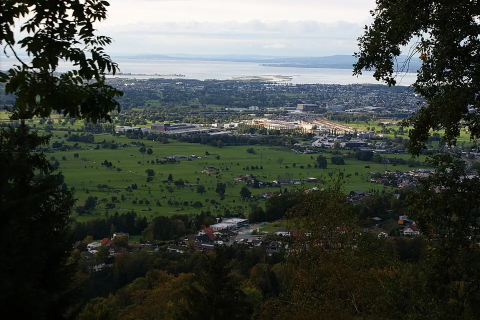 Landschaft und Sehenswürdigkeiten in Bodensee für Busreise Bodensee ab Frankfurt – Reiseguide