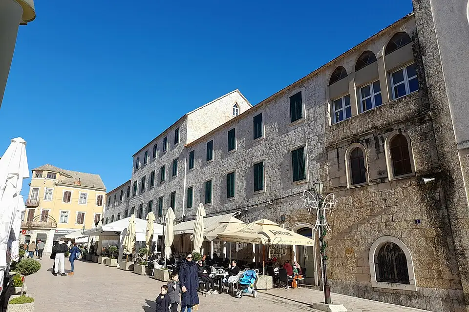 Landschaft und Sehenswürdigkeiten in Dalmatien für Silvesterreise Dalmatien mit dem Bus – Reiseguide