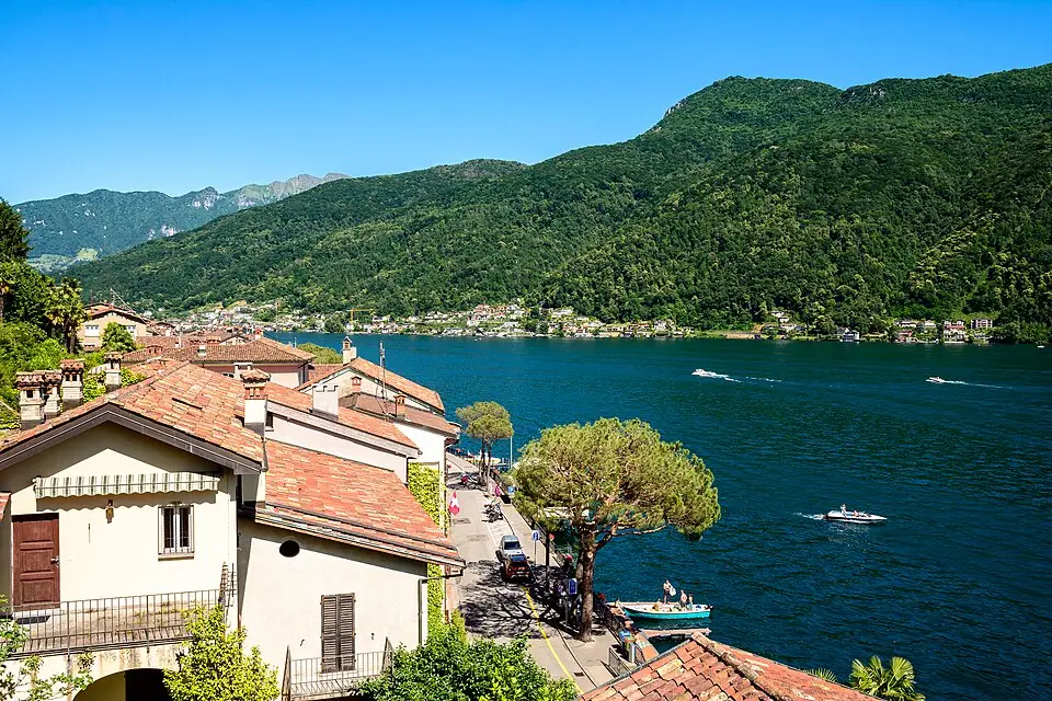 Authentischer Reisemoment in Tessin – passend zu Busreise Tessin ab NRW – Reiseguide
