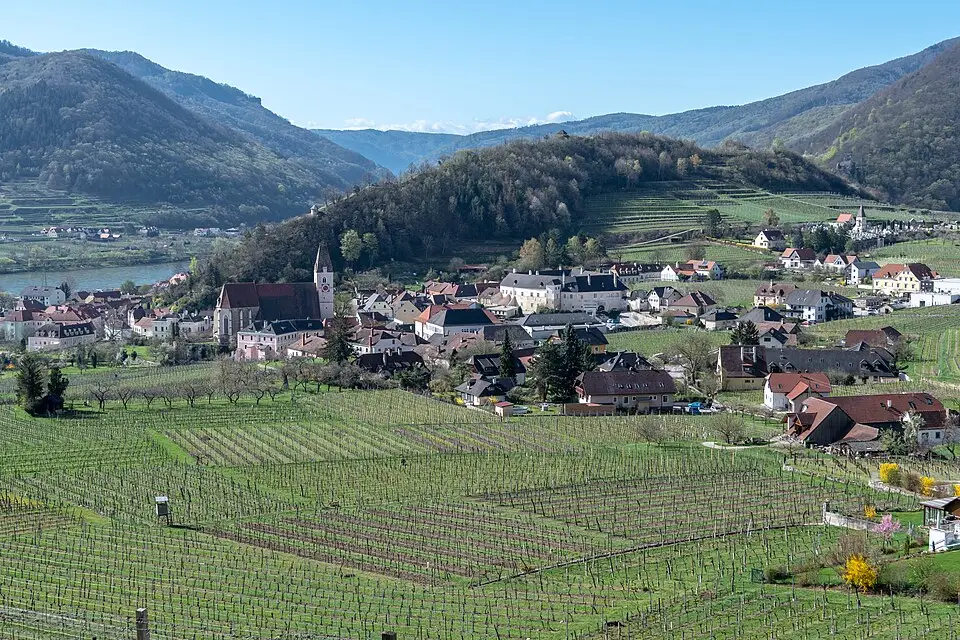 Authentischer Reisemoment in Wachau – passend zu Busreise Wachau mit Halbpension – Reiseguide