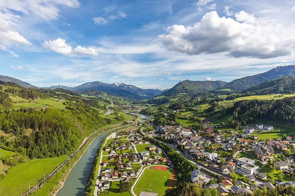 Authentischer Reisemoment in Salzburg – passend zu Busreise Salzburg ab NRW – Reiseguide