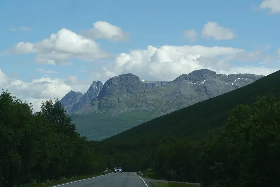 Authentischer Reisemoment in Nordkap – passend zu Busreise Nordkap Angebote vergleichen – Route & Leistungen