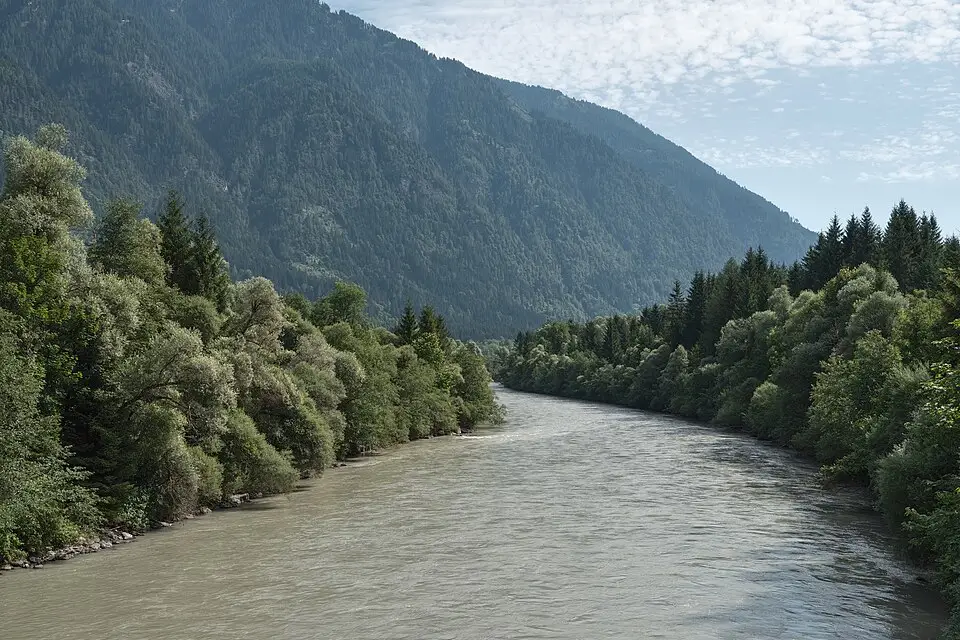 Landschaft und Sehenswürdigkeiten in Kärnten für Naturreise Kärnten mit dem Bus – Reiseguide