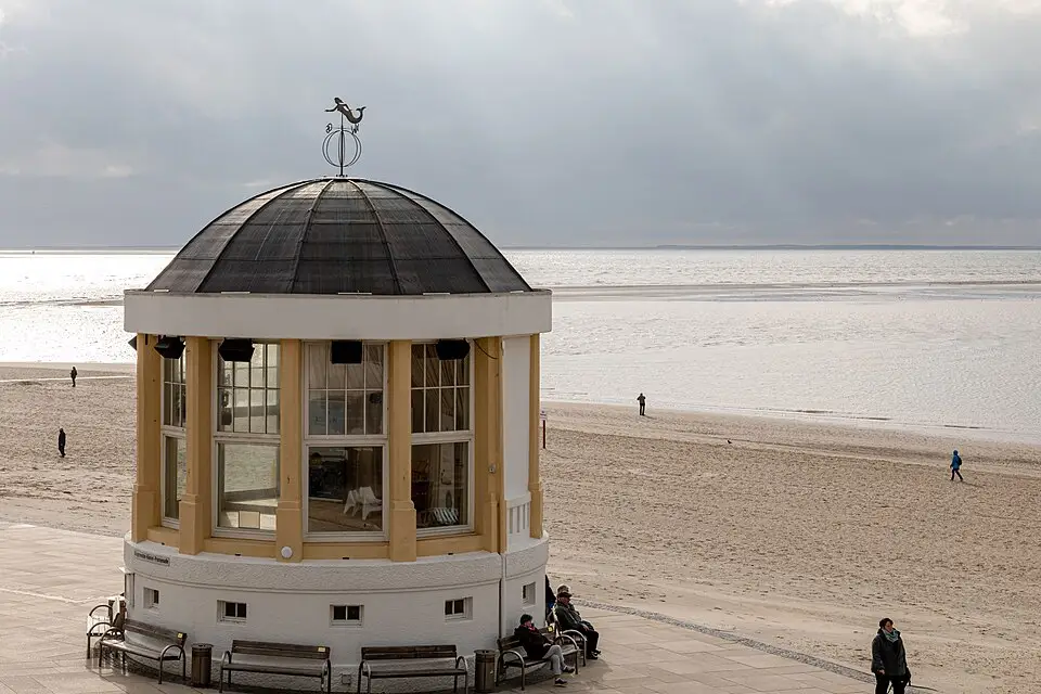 Stimmungsvolle Reiseansicht aus Nordsee für Busreise Nordsee für Senioren – Reiseguide