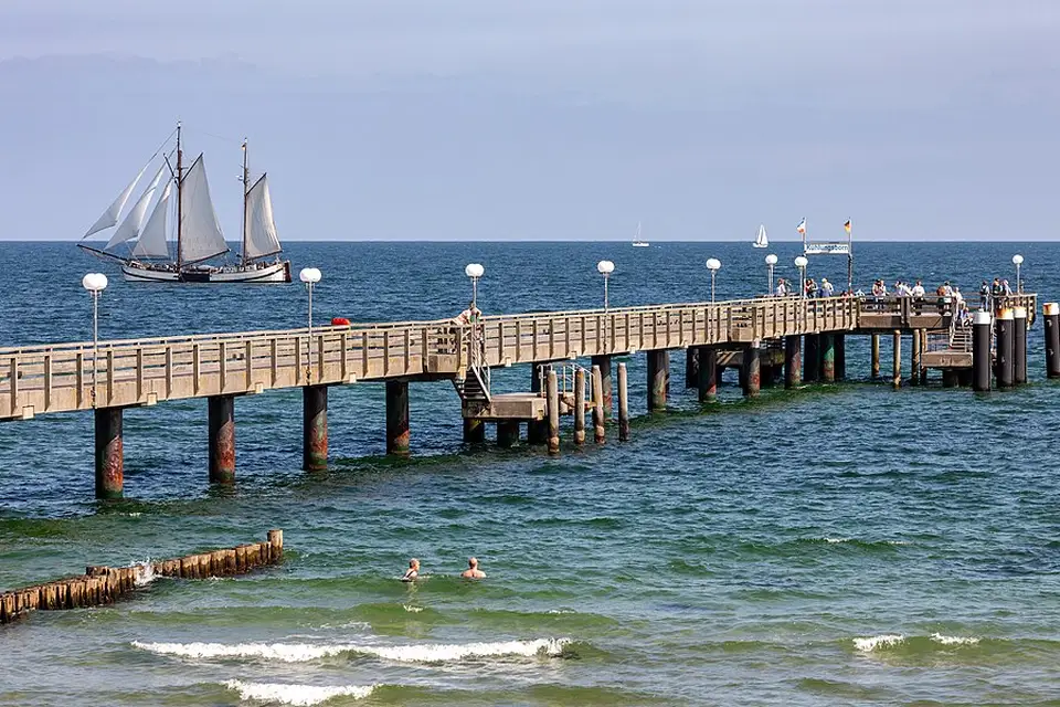 Authentischer Reisemoment in Ostsee – passend zu Weihnachtsreise Ostsee mit dem Bus – Reiseguide