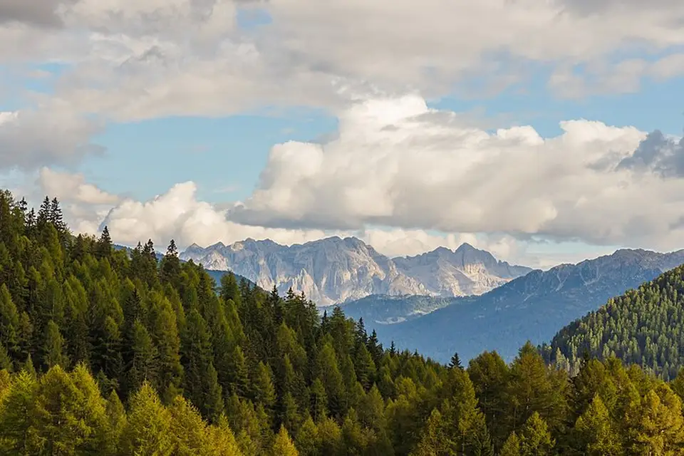 Landschaft und Sehenswürdigkeiten in Südtirol für Busreise Südtirol ab Stuttgart – Route & Leistungen