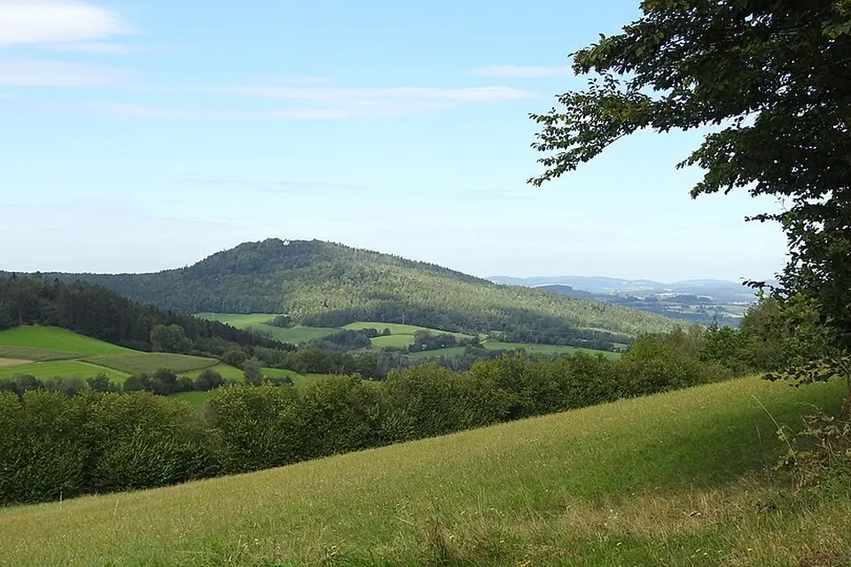 Landschaft und Sehenswürdigkeiten in Bayerischen Wald für Kurzreise Bayerischer Wald mit dem Bus – Tipps zur Auswahl