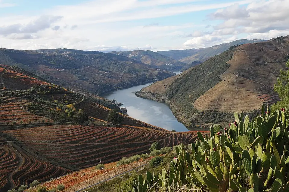 Authentischer Reisemoment in Portugal Rundreise – passend zu Busreise Portugal für Senioren mit Haustürabholung – Reiseguide