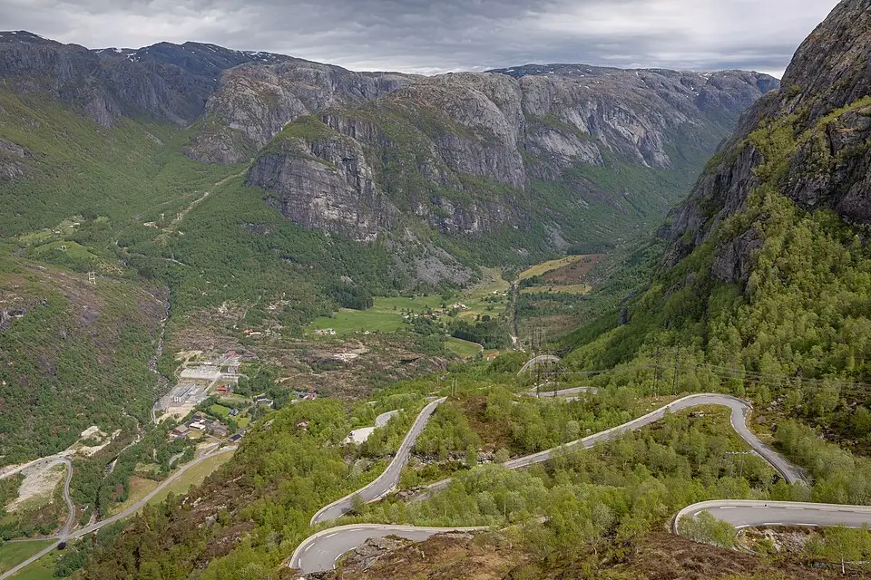 Authentischer Reisemoment in Norwegische Fjorde – passend zu Busreise Norwegische Fjorde ohne Nachtfahrt – Reiseguide