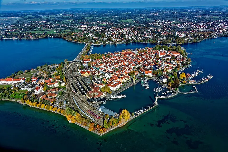 Authentischer Reisemoment in Bodensee – passend zu Busreise Bodensee im Sommer – Tipps zur Auswahl