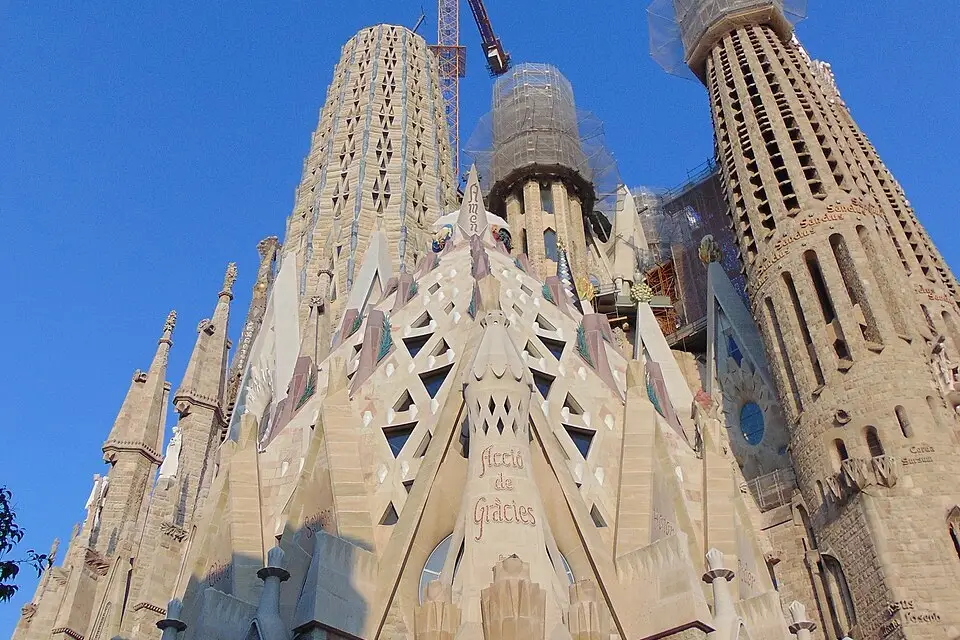 Landschaft und Sehenswürdigkeiten in Barcelona für Busreise Barcelona mit 4-Sterne-Hotel – Route & Leistungen