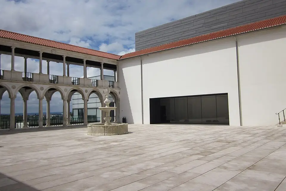 Landschaft und Sehenswürdigkeiten in Portugal Rundreise für Busreise Portugal im Sommer – ehrlich eingeordnet
