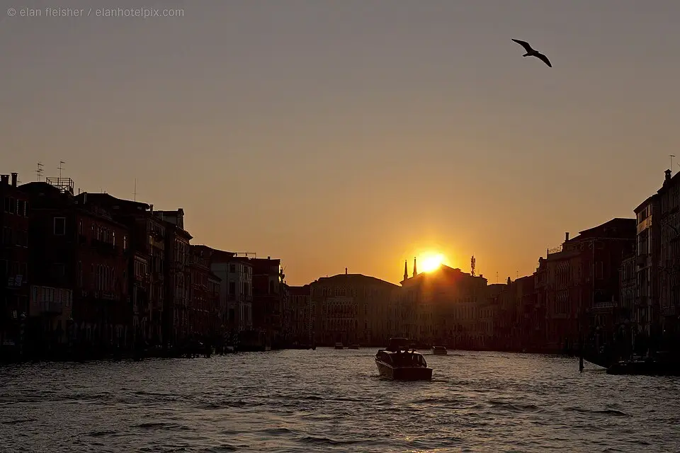 Authentischer Reisemoment in Venedig – passend zu Erlebnisreise Venedig mit dem Bus – Tipps zur Auswahl