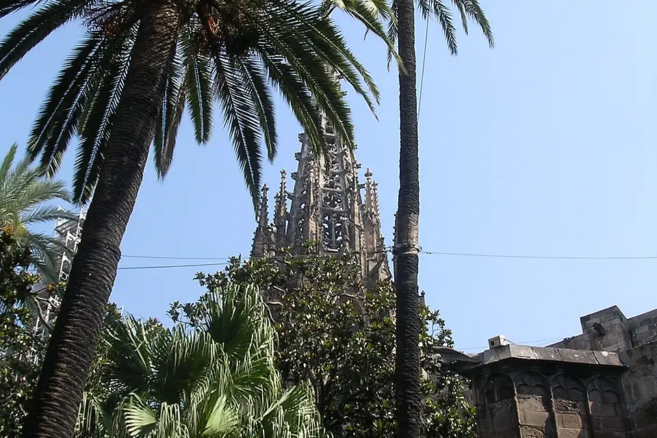 Authentischer Reisemoment in Barcelona – passend zu Busreise Barcelona für Senioren mit Haustürabholung – Reiseguide