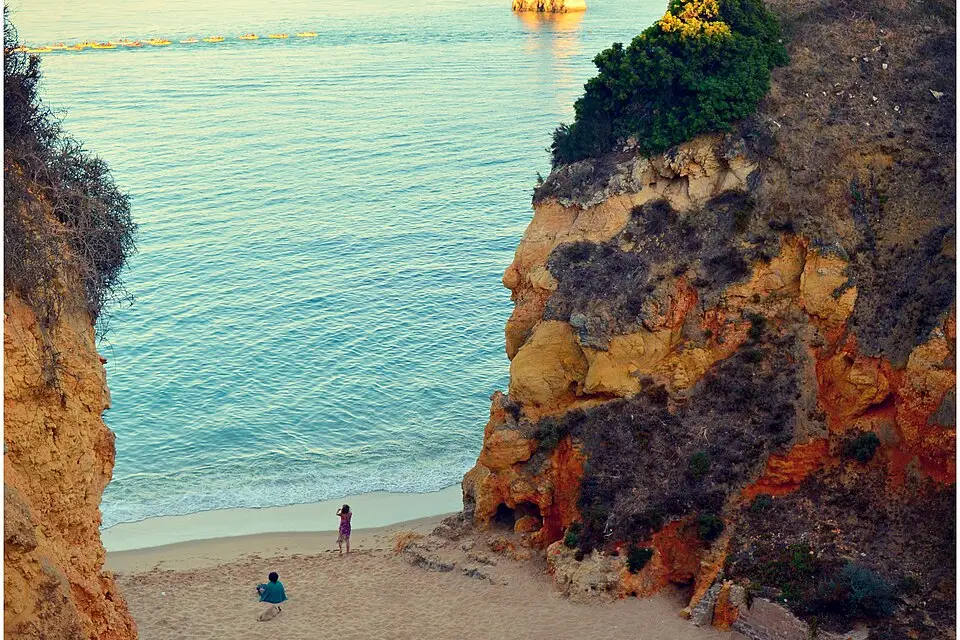 Landschaft und Sehenswürdigkeiten in Algarve für Busreise Algarve ab München – ehrlich eingeordnet