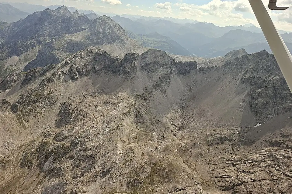 Stimmungsvolle Reiseansicht aus Vorarlberg für Busreise Vorarlberg mit Halbpension – Route & Leistungen