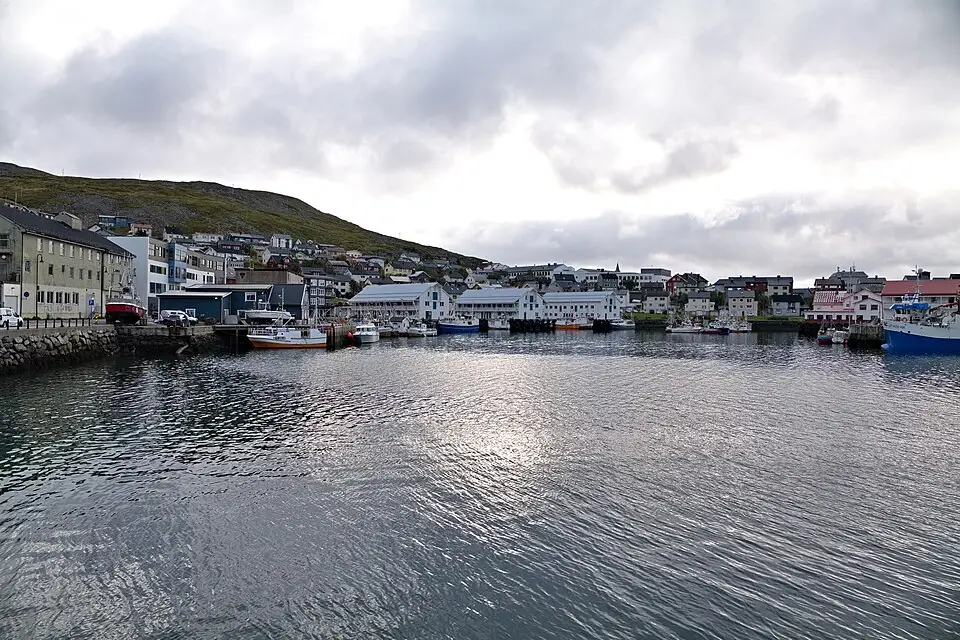 Landschaft und Sehenswürdigkeiten in Nordkap für Busreise Nordkap mit Rollator – ehrlich eingeordnet