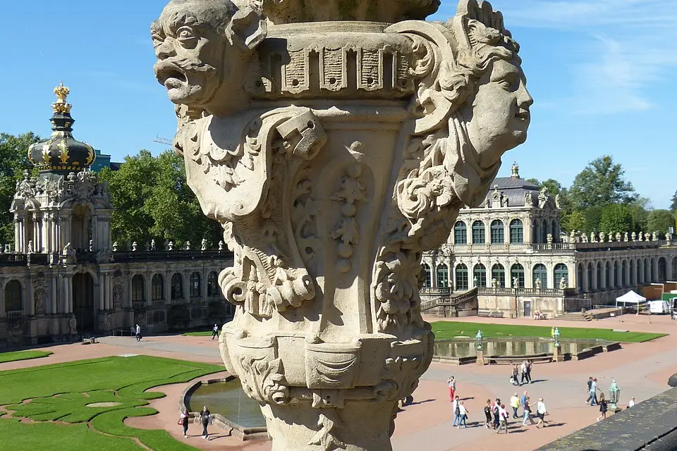 Stimmungsvolle Reiseansicht aus Dresden für Premium Busreise Dresden – Dauer & Komfort