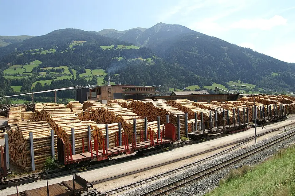 Stimmungsvolle Reiseansicht aus Zillertal für Busreise Zillertal übers Wochenende – Tipps zur Auswahl