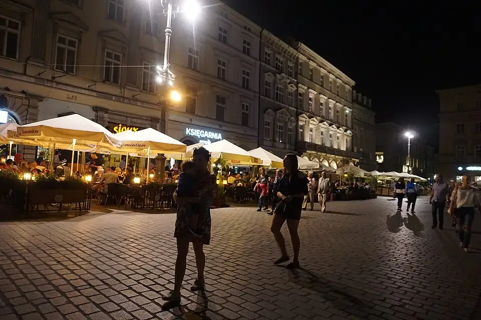 Landschaft und Sehenswürdigkeiten in Krakau für Busreise Krakau für Familien – Reisecheck