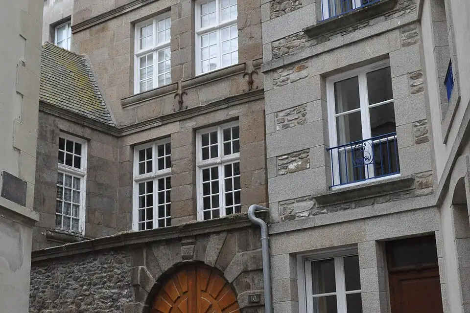Authentischer Reisemoment in Bretagne – passend zu Naturreise Bretagne mit dem Bus – Dauer & Komfort