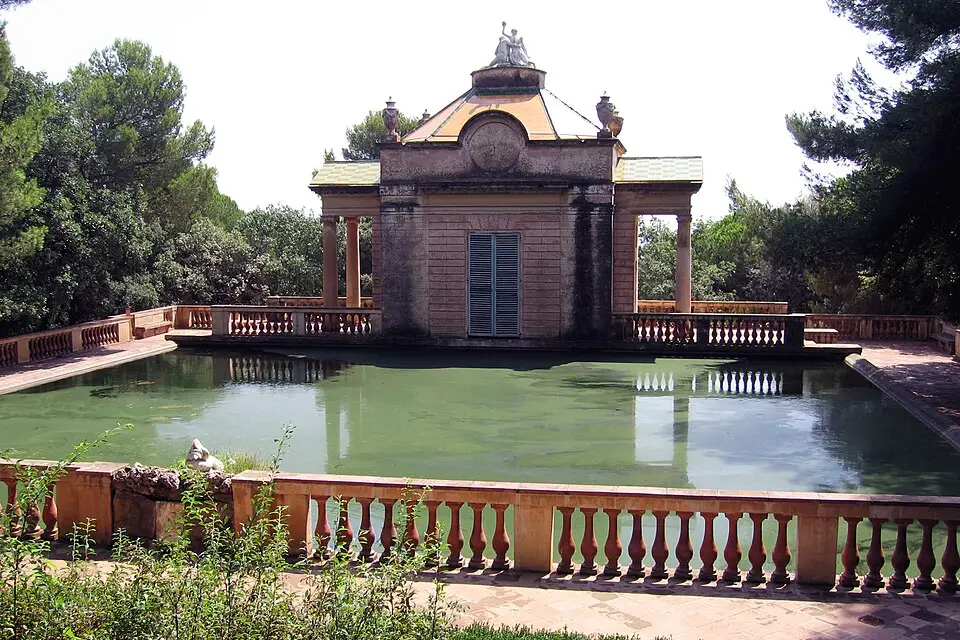 Authentischer Reisemoment in Barcelona – passend zu Naturreise Barcelona mit dem Bus – Reiseguide