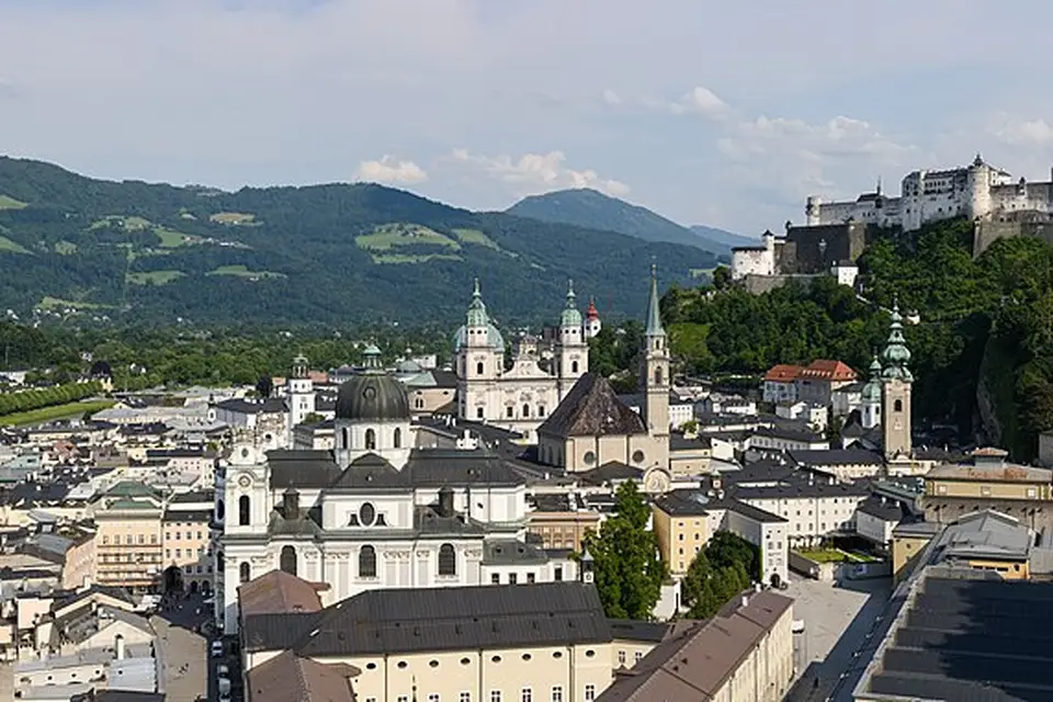Landschaft und Sehenswürdigkeiten in Salzburg für Busreise Salzburg für Alleinreisende – Tipps zur Auswahl