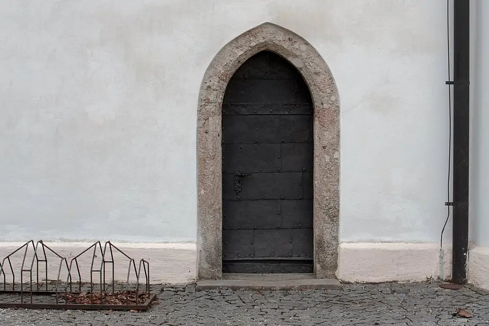 Authentischer Reisemoment in Salzburg – passend zu Busreise Salzburg für Senioren mit Haustürabholung – Reiseguide