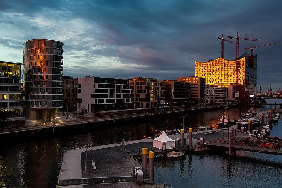 Authentischer Reisemoment in Hamburg – passend zu Gruppenreise Hamburg mit dem Bus – Reisecheck