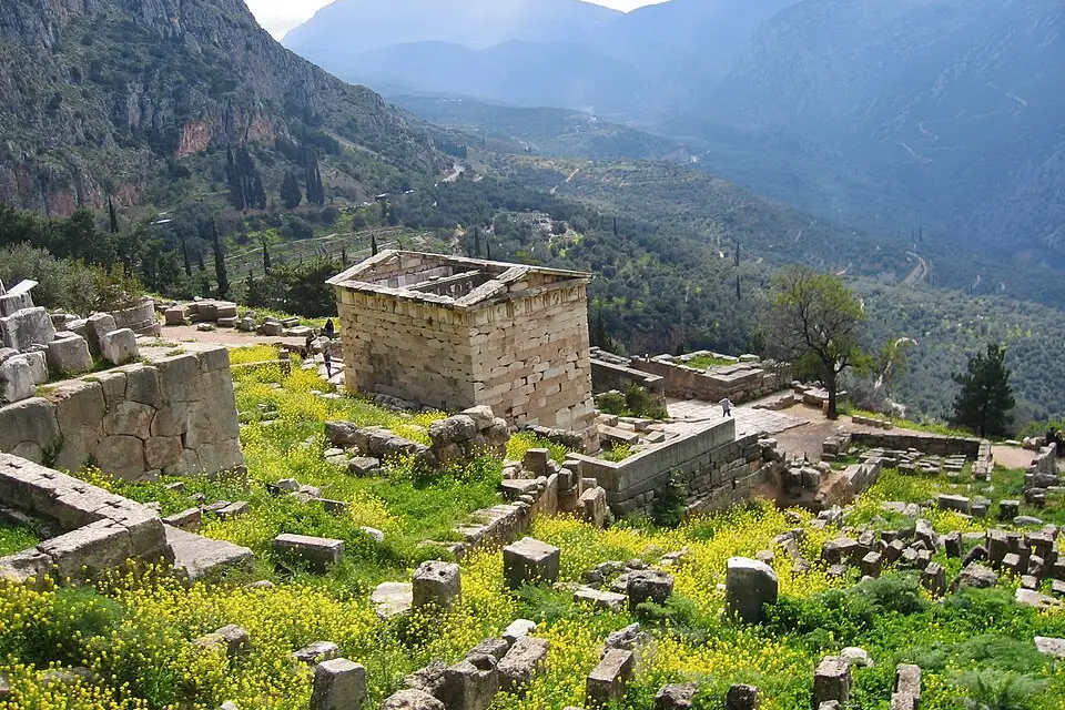 Landschaft und Sehenswürdigkeiten in griechischem Festland für Adventsreise Griechisches Festland mit dem Bus – Reiseguide