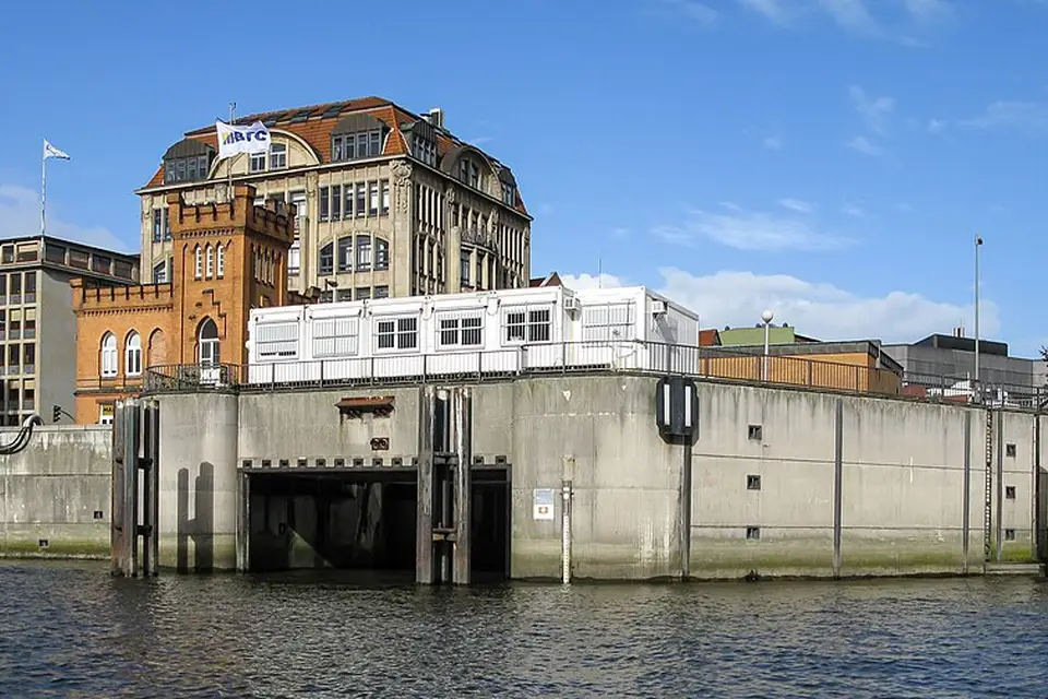 Authentischer Reisemoment in Hamburg – passend zu Barrierearme Busreise Hamburg – Reiseguide