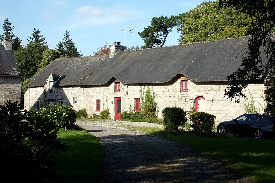 Authentischer Reisemoment in Bretagne – passend zu Busreise Bretagne mit Haustürabholung – Route & Leistungen